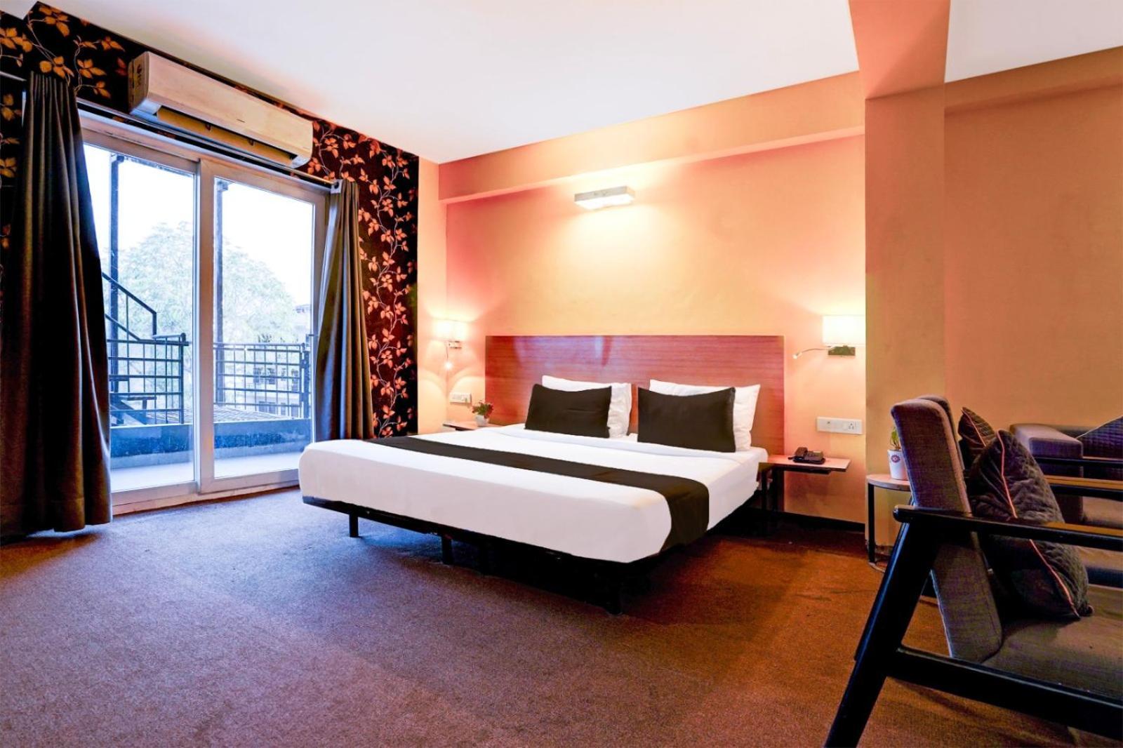 Grand City Lite Near Igi Delhi Airport Hotel 3*